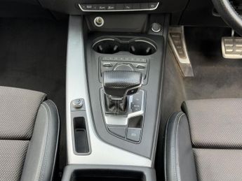 AUDI A4 2.0 TDI S line Saloon 4dr Diesel S Tronic quattro Euro 6 (s/s) (