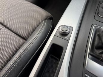 AUDI A4 2.0 TDI S line Saloon 4dr Diesel S Tronic quattro Euro 6 (s/s) (