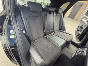 AUDI Q5 2.0 TDI S line SUV 5dr Diesel S Tronic quattro Euro 6 (s/s) (190