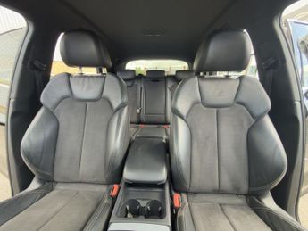 AUDI Q5 2.0 TDI S line SUV 5dr Diesel S Tronic quattro Euro 6 (s/s) (190