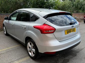 FORD FOCUS 1.5 TDCi Zetec Hatchback 5dr Diesel Manual Euro 6 (s/s) (120 ps)