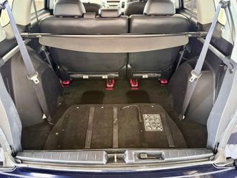 PEUGEOT 4007 2.2 HDi GT SUV 5dr Diesel DCS 4WD Euro 4 (156 ps)
