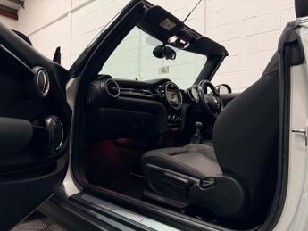 MINI CONVERTIBLE 2.0 Cooper S Convertible 2dr Petrol Manual Euro 6 (s/s) (192 ps)
