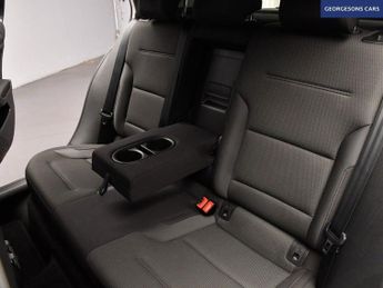 VOLKSWAGEN E-GOLF 35.8kWh e-Golf Hatchback 5dr Electric Auto (136 ps)