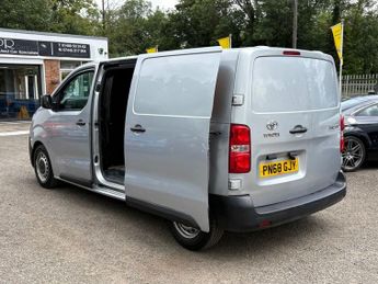 TOYOTA PROACE 1.6D Medium Panel Van 6dr Diesel Manual MWB Euro 6 (95 ps)
