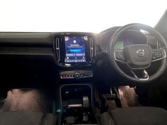 VOLVO XC40 Recharge 69kWh Core SUV 5dr Electric Auto (231 ps)