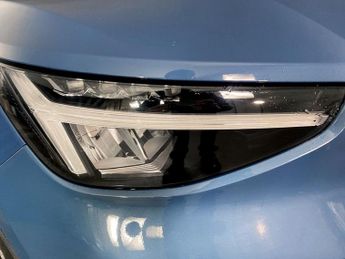VOLVO XC40 Recharge 69kWh Core SUV 5dr Electric Auto (231 ps)
