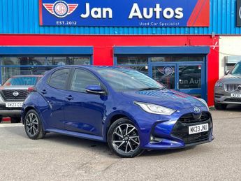 Toyota Yaris 1.5 VVT-h Design E-CVT Euro 6 (s/s) 5dr