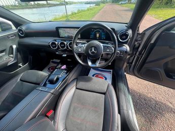 MERCEDES-BENZ A CLASS 2.0 A200d AMG Line (Executive) Hatchback 5dr Diesel 8G-DCT Euro 