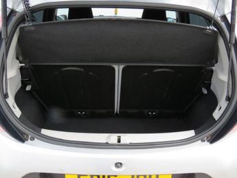TOYOTA AYGO 1.0 VVT-i x-play Hatchback 5dr Petrol x-shift Euro 6 (68 ps)