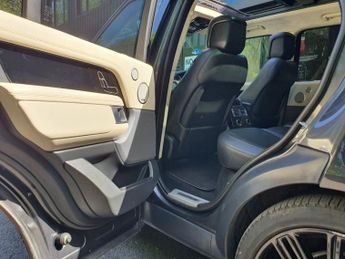 LAND ROVER RANGE ROVER 3.0 D300 MHEV Westminster Black SUV 5dr Diesel Auto 4WD Euro 6 (
