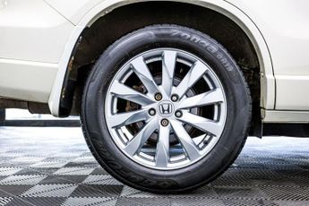 HONDA CR-V 2.0 i-VTEC EX SUV 5dr Petrol Auto 4WD Euro 5 (150 ps)