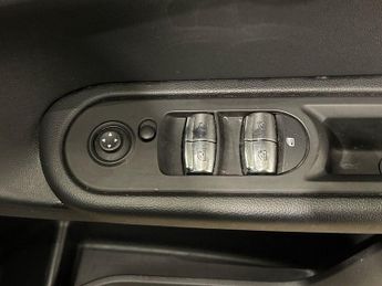 MINI COUNTRYMAN 1.5 Cooper Classic SUV 5dr Petrol Steptronic Euro 6 (s/s) (136 p