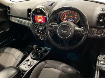 MINI COUNTRYMAN 1.5 Cooper Classic SUV 5dr Petrol Steptronic Euro 6 (s/s) (136 p