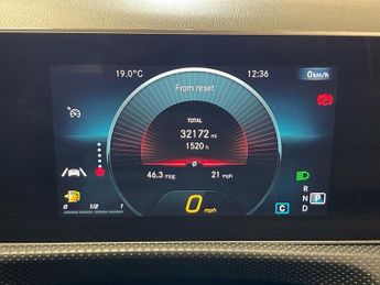 MERCEDES-BENZ A-CLASS 1.5 A180d Sport (Executive) Hatchback 5dr Diesel 7G-DCT Euro 6 (