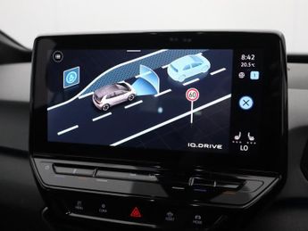 VOLKSWAGEN ID.3 Pro Performance 58kWh Life Hatchback 5dr Electric Auto (204 ps)