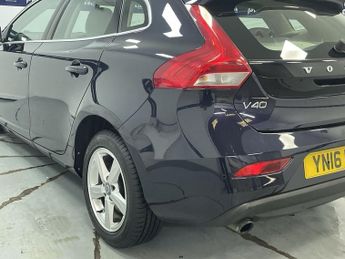 VOLVO V40 1.5 T3 SE Nav Hatchback 5dr Petrol Auto Euro 6 (s/s) (152 ps) - 