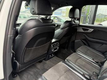 AUDI Q7 3.0 TDI V6 S line SUV 5dr Diesel Tiptronic quattro Euro 6 (s/s) 