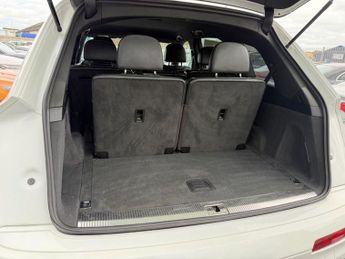 AUDI Q7 3.0 TDI V6 S line SUV 5dr Diesel Tiptronic quattro Euro 6 (s/s) 