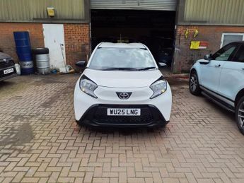 TOYOTA AYGO X 1.0 VVT-i Pure Hatchback 5dr Petrol x-shift Euro 6 (s/s) (72 ps)