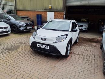 TOYOTA AYGO X 1.0 VVT-i Pure Hatchback 5dr Petrol x-shift Euro 6 (s/s) (72 ps)