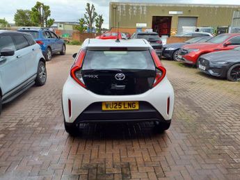 TOYOTA AYGO X 1.0 VVT-i Pure Hatchback 5dr Petrol x-shift Euro 6 (s/s) (72 ps)
