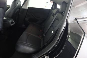 TESLA MODEL Y (Dual Motor) Long Range Auto 4WDE 5dr
