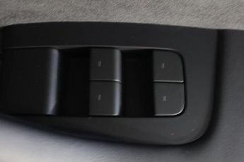 TESLA MODEL Y (Dual Motor) Long Range Auto 4WDE 5dr