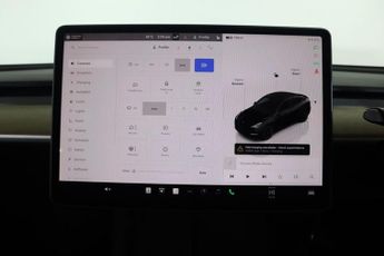 TESLA MODEL Y (Dual Motor) Long Range Auto 4WDE 5dr