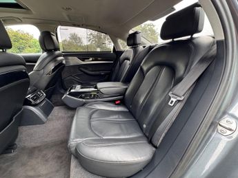 AUDI A8 4.2 TDI V8 SE Executive Saloon 4dr Diesel Tiptronic quattro Euro