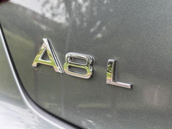 AUDI A8 4.2 TDI V8 SE Executive Saloon 4dr Diesel Tiptronic quattro Euro