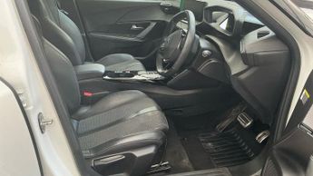 PEUGEOT E-2008 50kWh GT SUV 5dr Electric Auto (7kW Charger) (136 ps)