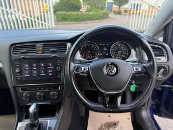 VOLKSWAGEN GOLF 1.4 TSI SE Nav Hatchback 5dr Petrol DSG Euro 6 (s/s) (125 ps)