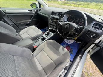 VOLKSWAGEN GOLF 1.6 TDI BlueMotion Tech SE Estate 5dr Diesel DSG Euro 6 (s/s) (1