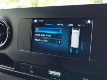 MERCEDES-BENZ SPRINTER 2.0 315 CDI Progressive Panel Van 5dr Diesel Manual RWD L2 H2 Eu