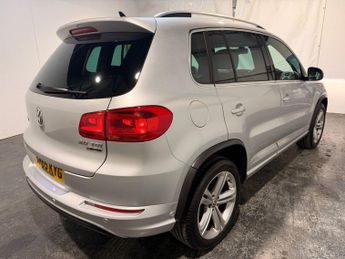 VOLKSWAGEN TIGUAN 2.0 TDI BlueMotion Tech R-Line Edition SUV 5dr Diesel DSG 4WD Eu