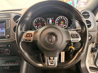 VOLKSWAGEN TIGUAN 2.0 TDI BlueMotion Tech R-Line Edition SUV 5dr Diesel DSG 4WD Eu