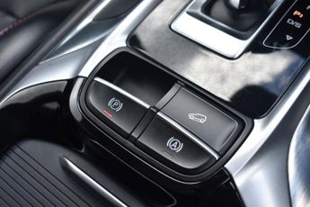 MG MG HS 1.5 T-GDI Exclusive SUV 5dr Petrol DCT Euro 6 (s/s) (162 ps)