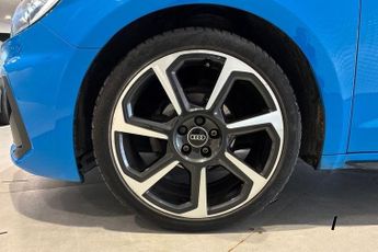 AUDI A1 1.0 TFSI 25 Black Edition Sportback 5dr Petrol S Tronic Euro 6 (