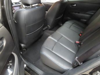 NISSAN LEAF 59kWh e+ Tekna Hatchback 5dr Electric Auto (217 ps)