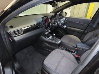 RENAULT CAPTUR 1.6 E-TECH Rive Gauche SE SUV 5dr Petrol Hybrid Auto Euro 6 (s/s
