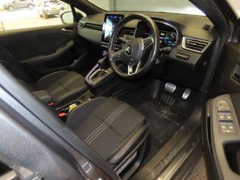 RENAULT CLIO 1.6 E-TECH E-Tech engineered Hatchback 5dr Petrol Hybrid Auto Eu