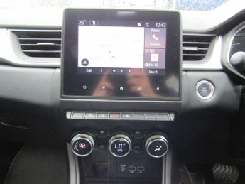 RENAULT CAPTUR 1.6 E-TECH techno SUV 5dr Petrol Hybrid Automatic  Euro 6 (s/s) 