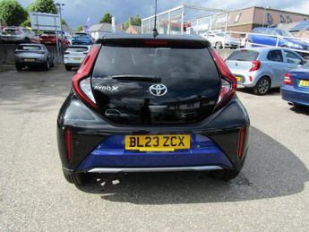 TOYOTA AYGO X 1.0 VVT-i Exclusive Hatchback 5dr Petrol x-shift Automatic Euro 