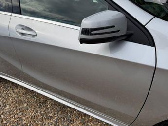 MERCEDES-BENZ A CLASS 1.6 A200 AMG Line (Executive) Hatchback 5dr Petrol 7G-DCT Euro 6