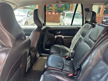 VOLVO XC90 2.4 D5 R-Design Nav SUV 5dr Diesel Geartronic 4WD Euro 5 (200 ps
