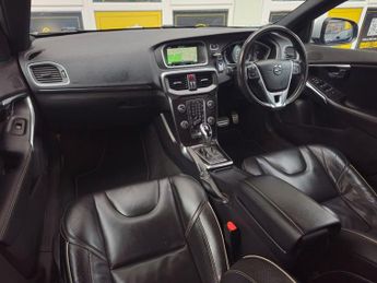 VOLVO V40 1.5 T2 R-Design Pro Hatchback 5dr Petrol Auto Euro 6 (s/s) (122 