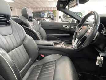 MERCEDES-BENZ SL 3.5 SL350 V6 BlueEfficiency Convertible 2dr Petrol G-Tronic Euro