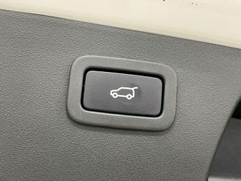 JAGUAR E-PACE 2.0 P250 R-Dynamic SE SUV 5dr Petrol Auto AWD Euro 6 (s/s) (249 