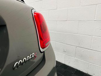 MINI HATCH 2.0 Cooper S Hatchback 3dr Petrol Manual Euro 6 (s/s) (192 ps)